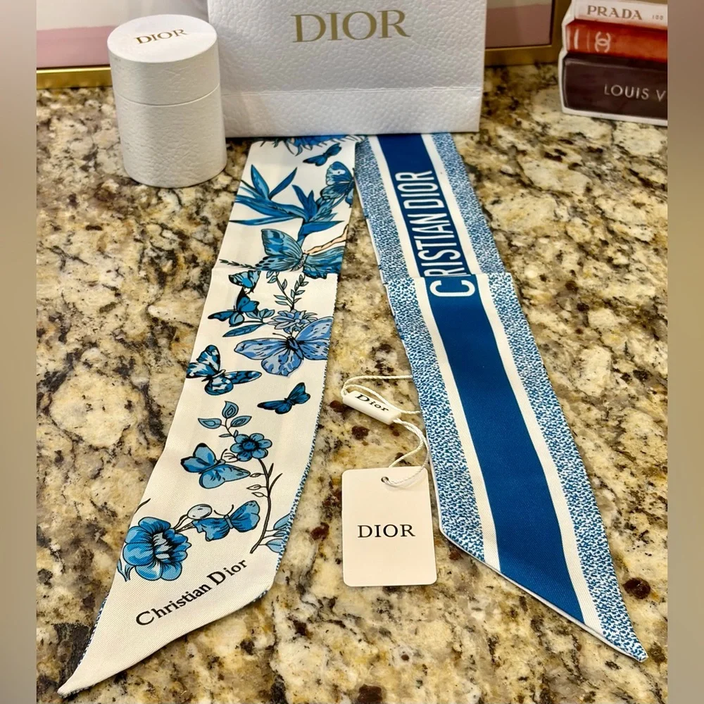 NWT DIOR BEAUTE BUTTERFLIES 100% SILK SCARF/CD 2-way mirror/mascara,lipstick +